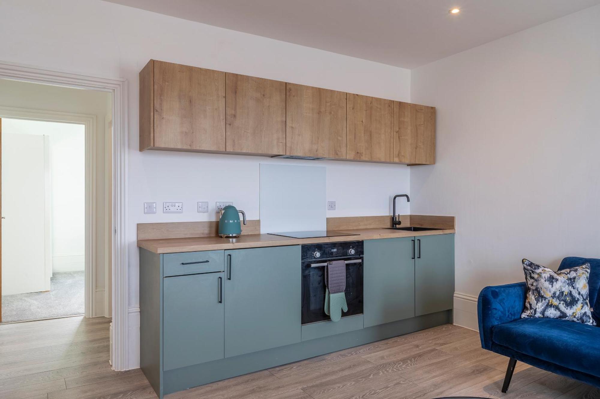 Seaside Serenity: Stylish Sea View Apartments In Herne Bay Eksteriør billede